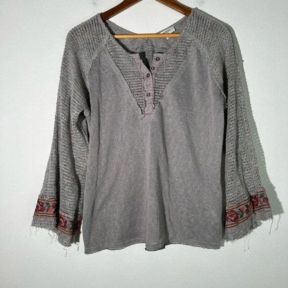 Umgee Boho Bell Sleeve Embroidered Top - Picture 3 of 6